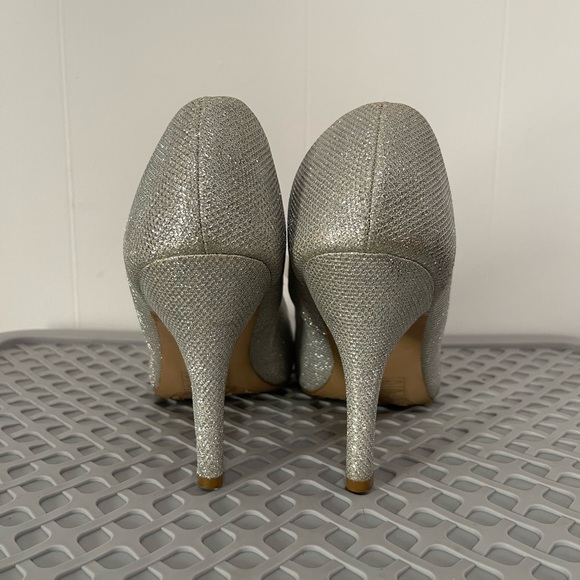 Kelly and katie heels - Picture 3 of 4